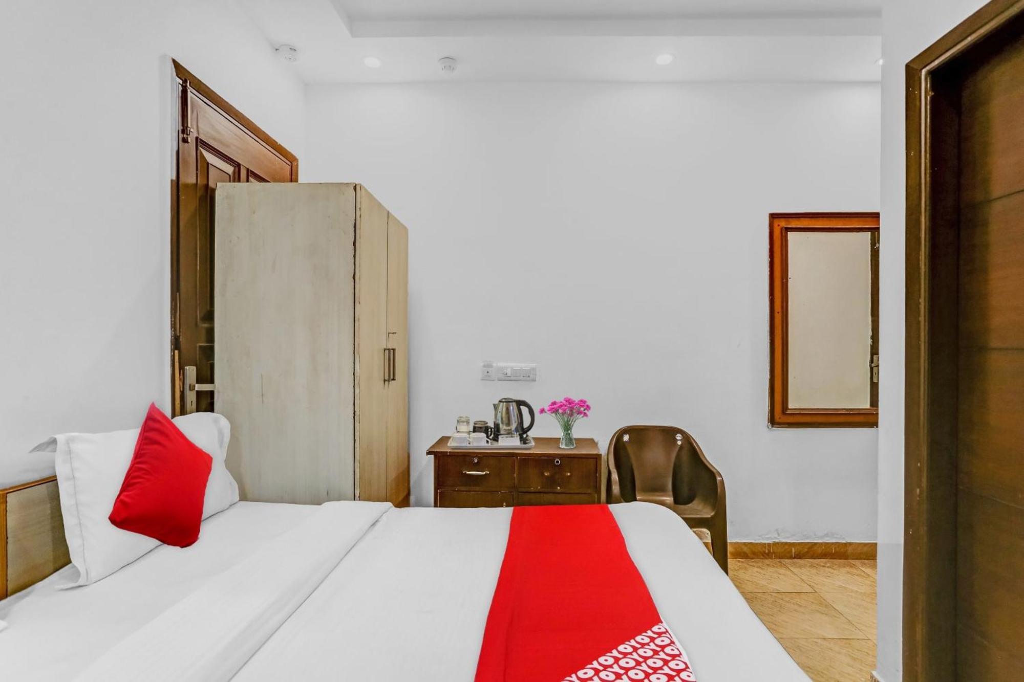 ניו דלהי Hotel O Jangpura Inn מראה חיצוני תמונה